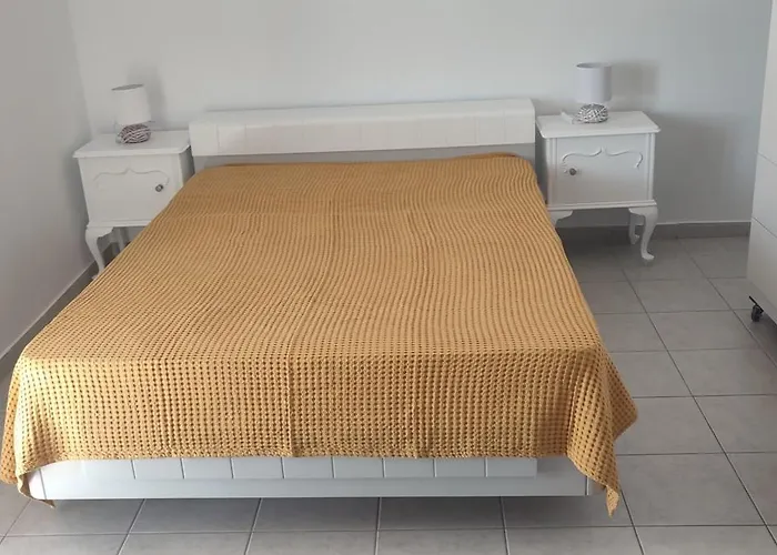 Filina's Corner Apartment *